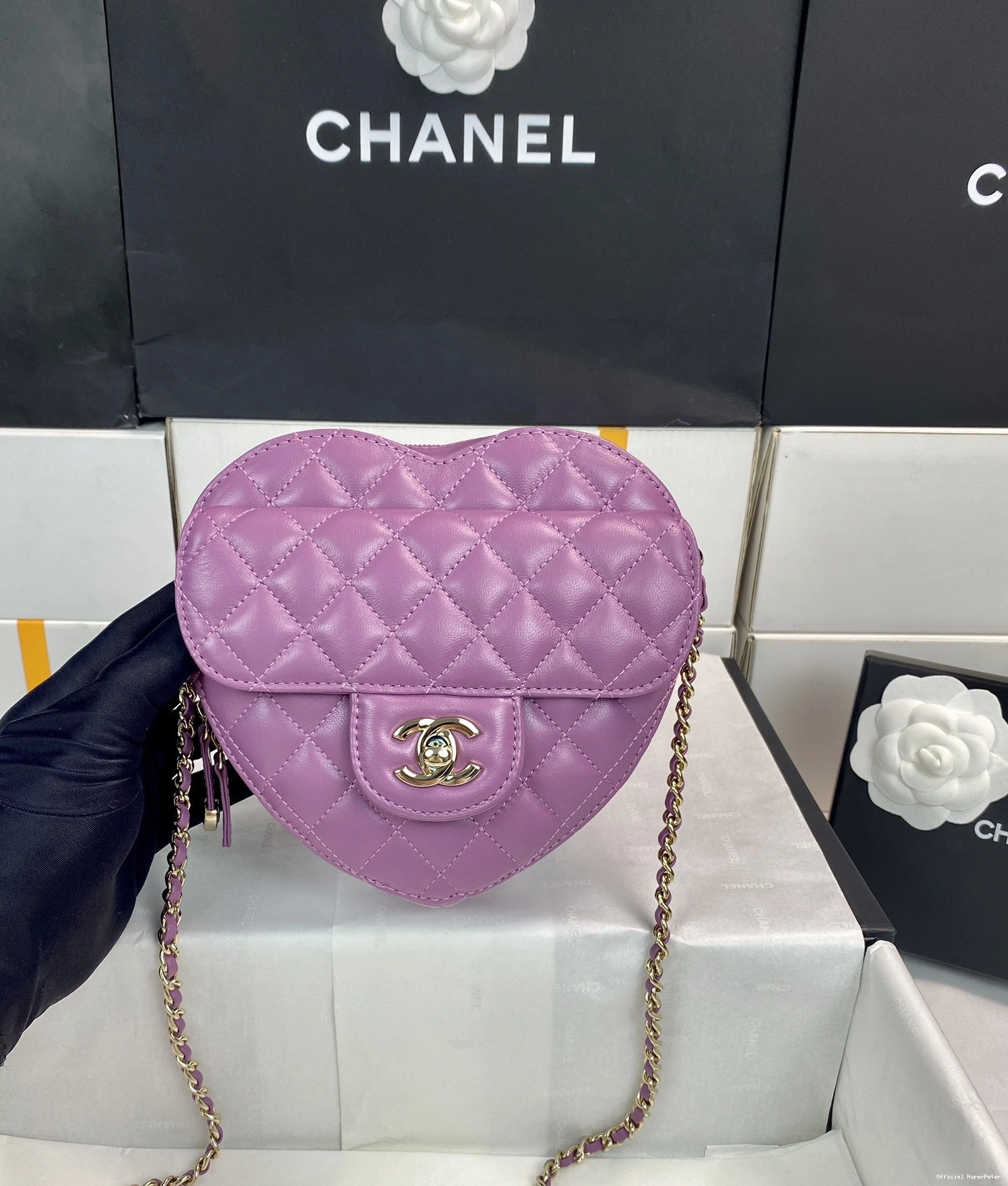 Hyper Peter Heart CHANEL Bag-18*16.5*6.5CM 0717